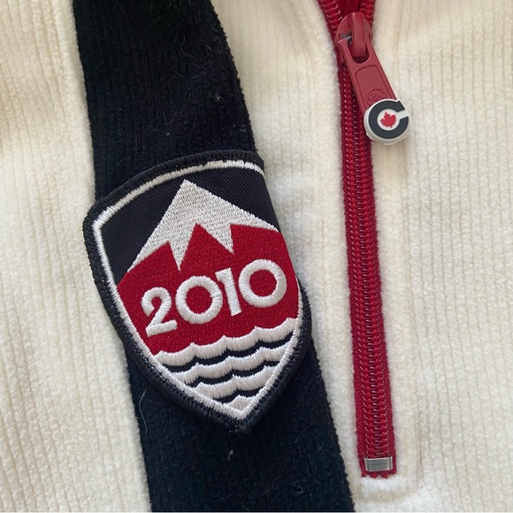 HBC Vancouver 2010 Team Canada Olympic Quarter Zip Sweater - Picture 4 of 13